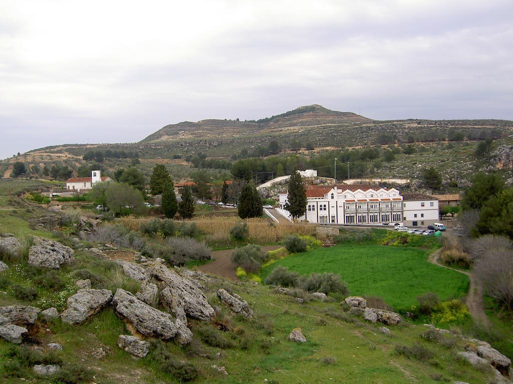 Balneario De Alicun De Las Torres Villanueva de las Torres Eksteriør bilde