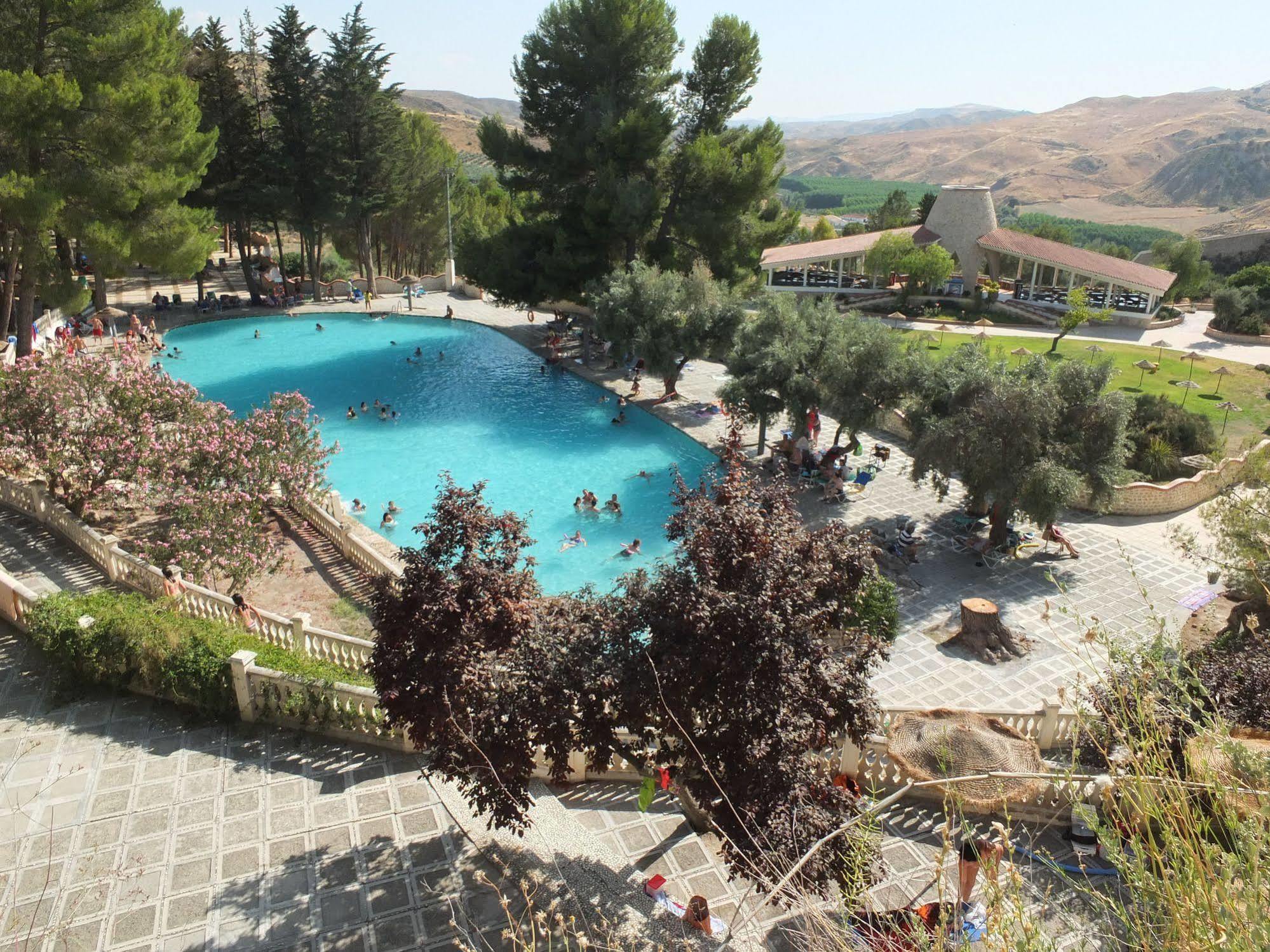 Balneario De Alicun De Las Torres Villanueva de las Torres Eksteriør bilde