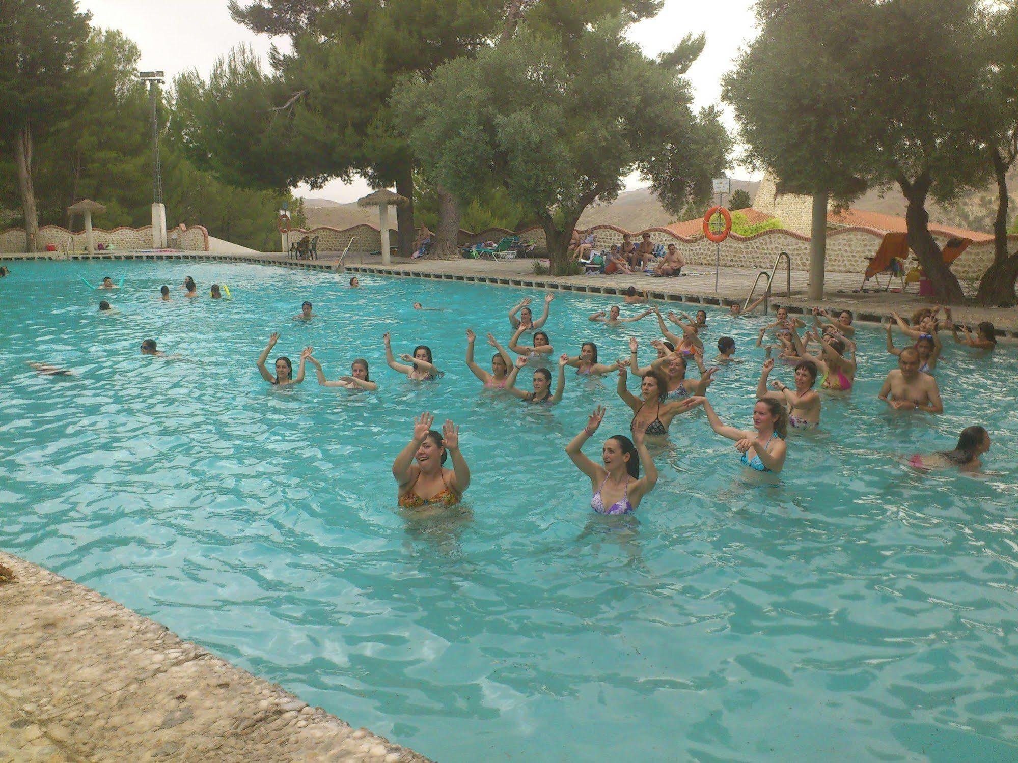 Balneario De Alicun De Las Torres Villanueva de las Torres Eksteriør bilde